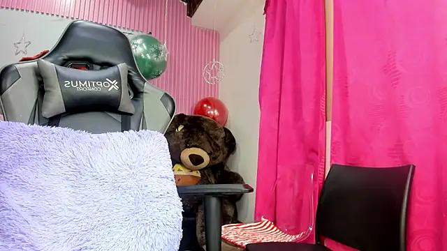 Mindy 19 online show from March 20, 2026, 10:53 am