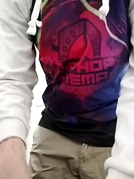 ijustwannafuckyou6969 online show from November 7, 2025, 7:36 pm