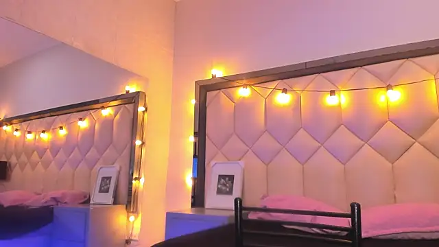 Scarletbigbug online show from January 17, 2026, 11:26 am