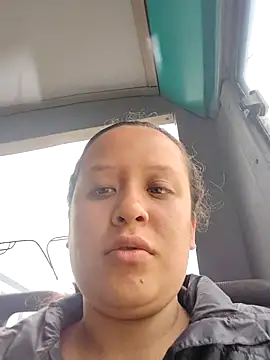 You-sexy-starr online show from November 17, 2025, 2:56 pm