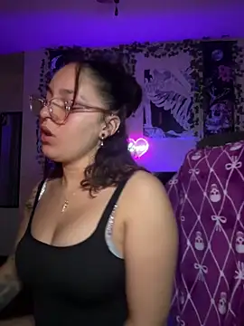 babykalirose online show from June 22, 2026, 3:19 am