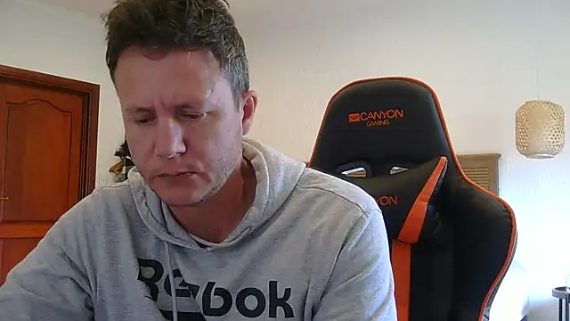 TroyDieselXXX online show from February 26, 2026, 5:28 am