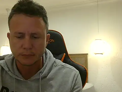 TroyDieselXXX online show from March 31, 2026, 7:14 pm