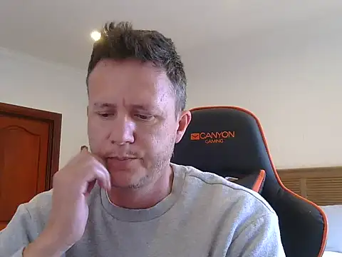 TroyDieselXXX online show from April 10, 2026, 6:07 am