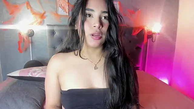 Snapshot of GiannaSlimJB chatting on October 11, 2025, 4:12 am GiannaSlimJB online show from October 11, 2025, 4:12 am