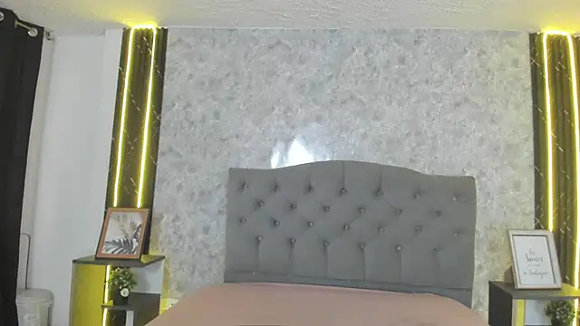 GiannaSlimJB online show from February 7, 2026, 7:39 pm