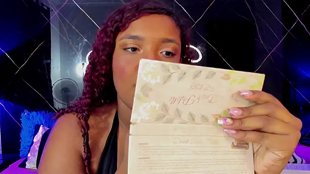 Alaia Gutierrez online show from October 8, 2025, 9:01 pm