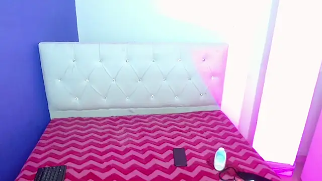 x isabella x online show from March 28, 2026, 8:08 pm