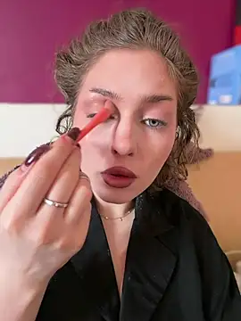 Snapshot of KellyKeler chatting on February 7, 2026, 10:30 am KellyKeler online show from February 7, 2026, 10:30 am