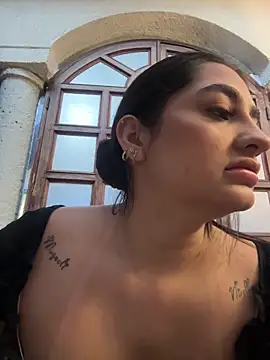 Snapshot of JasmineRhodes chatting on March 13, 2026, 12:12 pm JasmineRhodes online show from March 13, 2026, 12:12 pm