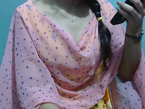 Snapshot of lovely_soniya chatting on September 10, 2025, 8:25 am lovely soniya online show from September 10, 2025, 8:25 am