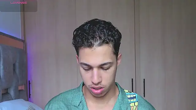 orionblaze69  online show from November 19, 2025, 8:42 pm