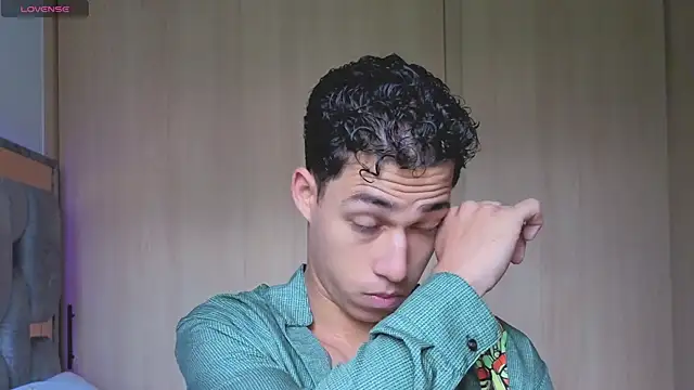 orionblaze69  online show from November 20, 2025, 3:56 pm