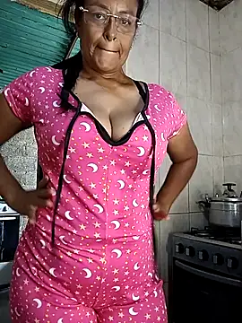 Snapshot of Fernanda30 chatting on April 25, 2026, 3:09 pm Fernanda30 online show from April 25, 2026, 3:09 pm