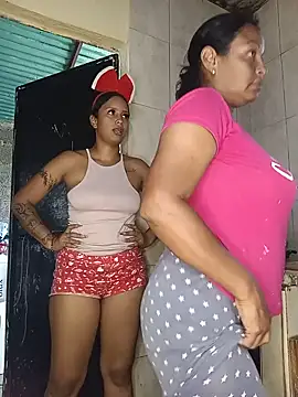 Snapshot of Fernanda30 chatting on June 14, 2026, 2:19 pm Fernanda30 online show from June 14, 2026, 2:19 pm
