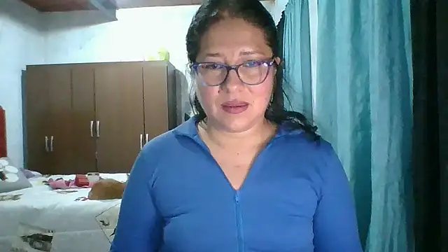 Snapshot of scarlett_widow_ chatting on September 24, 2025, 2:48 am scarlett widow  online show from September 24, 2025, 2:48 am