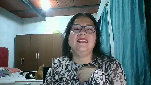 Snapshot of scarlett_widow_ chatting on September 27, 2025, 3:55 am scarlett widow  online show from September 27, 2025, 3:55 am