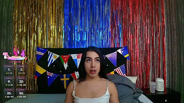 Alicee Moonn online show from June 12, 2026, 8:30 pm