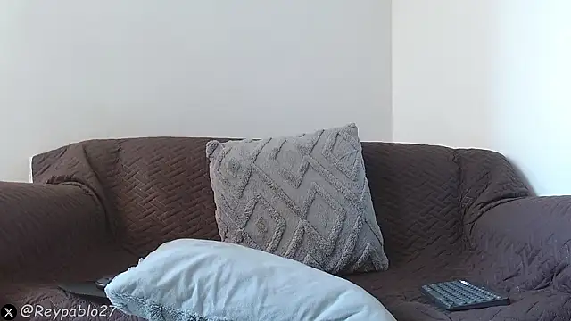 ReyPablo1 online show from February 11, 2026, 3:17 pm