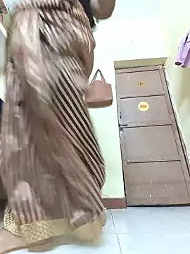 Villageanuty online show from November 6, 2025, 12:50 pm