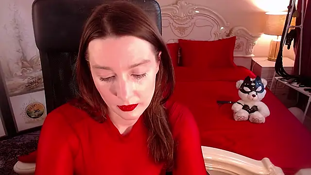 SofiaBimboss online show from February 4, 2026, 3:34 am