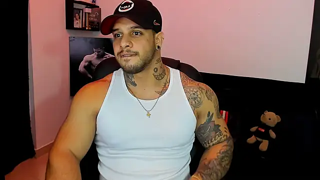 Snapshot of Marck_Mathews chatting on April 23, 2026, 4:14 am Marck Mathews online show from April 23, 2026, 4:14 am