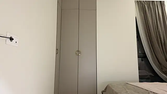 Kelly Berry   online show from February 24, 2026, 6:50 pm