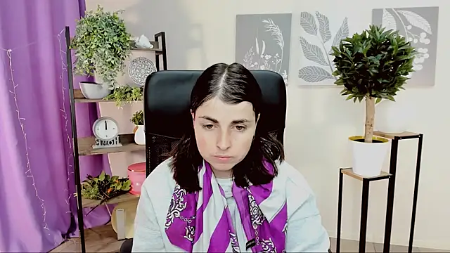 MartaEdams online show from March 25, 2026, 6:30 am