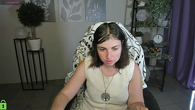 MartaEdams online show from July 15, 2026, 5:12 am