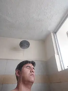 juicysmalls online show from December 21, 2025, 7:43 pm