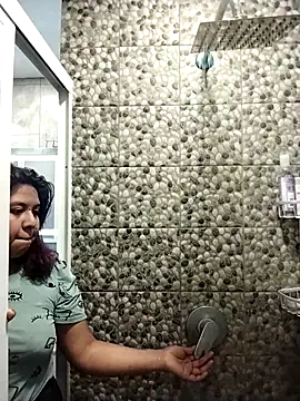 Snapshot of Atenea69 chatting on February 7, 2026, 6:28 am Atenea69 online show from February 7, 2026, 6:28 am