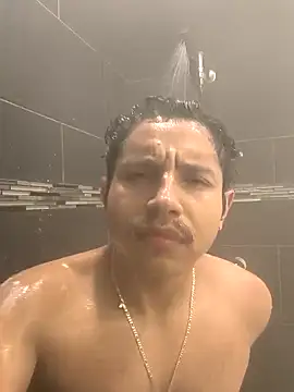 kSwisssxxx online show from December 18, 2025, 3:01 am