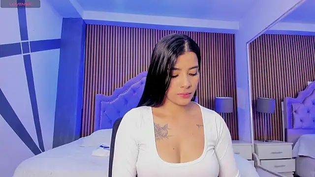 SelenaStonne online show from September 14, 2025, 7:57 pm