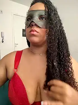 jadeamourim   online show from October 3, 2025, 4:37 pm