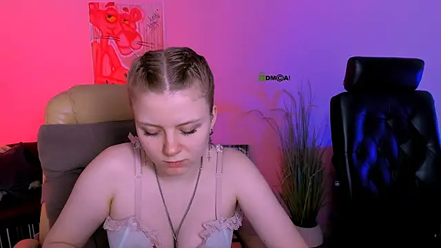 foxy tease  online show from November 20, 2025, 3:07 am