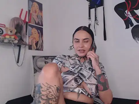 Sofia May online show from February 27, 2026, 7:47 pm