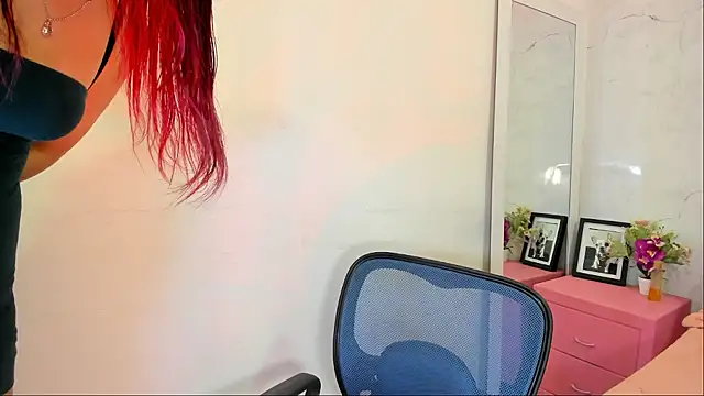 Maddy Mills online show from January 17, 2026, 4:22 pm