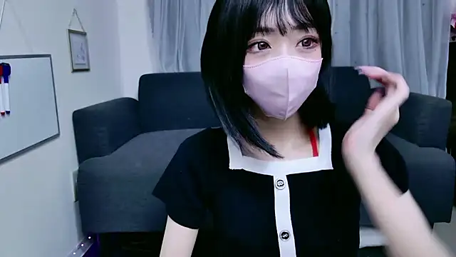 momochan 777 online show from September 26, 2025, 7:34 am