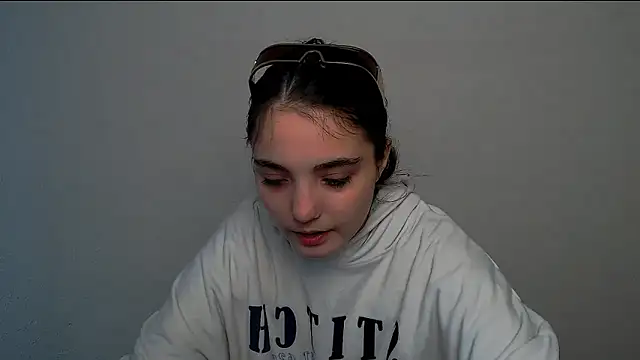 Sun Shine   online show from November 1, 2025, 9:00 am