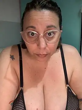 LupeLok online show from October 24, 2025, 10:28 pm