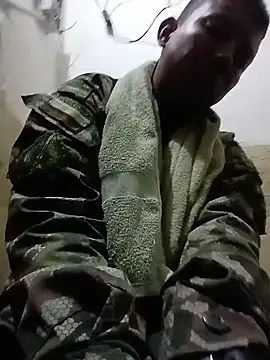 arnal32 online show from September 9, 2025, 8:03 am