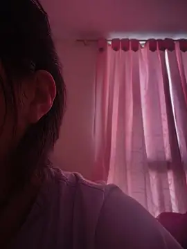 Snapshot of MissCat_ chatting on May 24, 2026, 1:27 pm MissCat online show from May 24, 2026, 1:27 pm