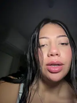 Snapshot of MissCat_ chatting on July 21, 2026, 9:22 am MissCat online show from July 21, 2026, 9:22 am