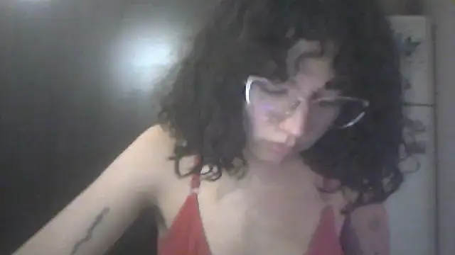 Snapshot of loliporomero chatting on May 29, 2026, 12:52 am loliporomero online show from May 29, 2026, 12:52 am