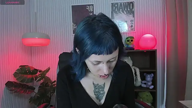 Snapshot of kattusauruss chatting on September 12, 2025, 1:11 pm kattusauruss online show from September 12, 2025, 1:11 pm