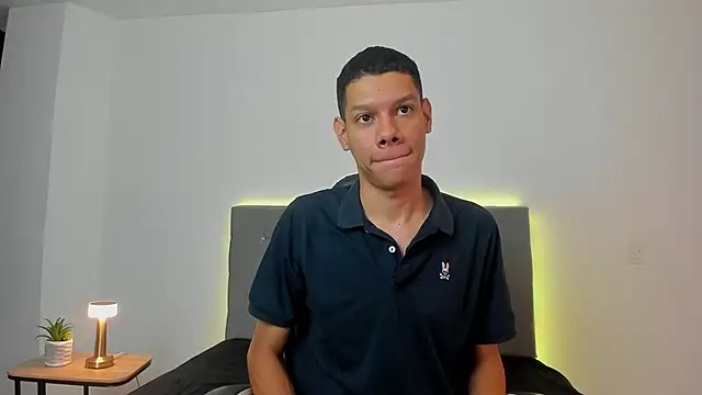 milo cruz online show from December 2, 2025, 9:36 am