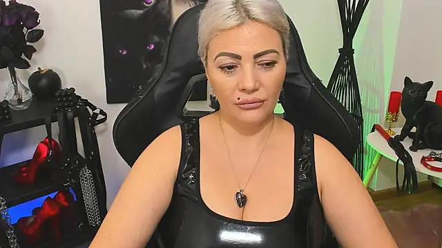 Snapshot of demisweet chatting on January 26, 2025, 1:58 pm demisweet online show from January 26, 2025, 1:58 pm