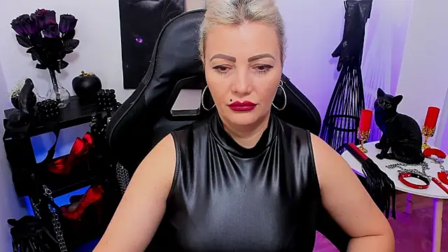 Snapshot of demisweet chatting on February 10, 2025, 11:46 am demisweet online show from February 10, 2025, 11:46 am