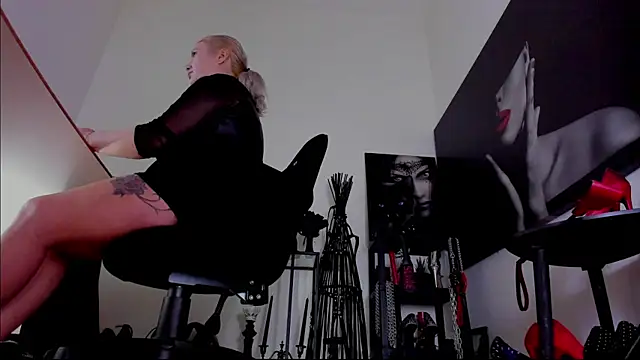 Snapshot of demisweet chatting on February 10, 2026, 5:33 am demisweet online show from February 10, 2026, 5:33 am