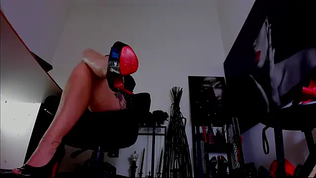 Snapshot of demisweet chatting on February 25, 2026, 8:02 am demisweet online show from February 25, 2026, 8:02 am